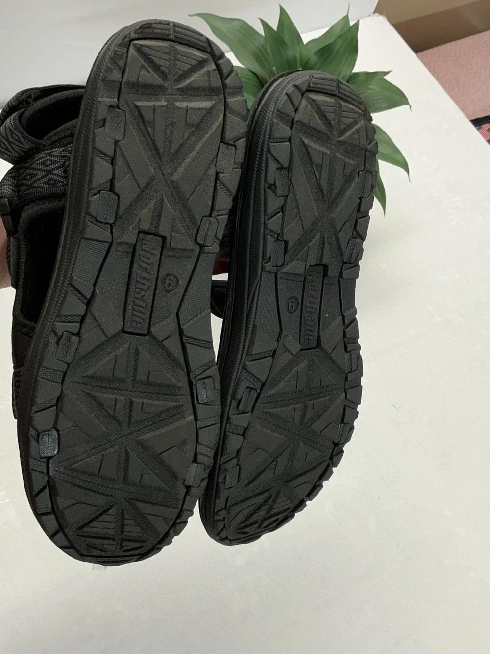 Northside lightweight black